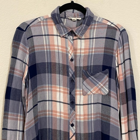 BeachLunchLounge Women Button Front Top Small Purple Plaid Flannel Fly Away Back - Picture 6 of 16